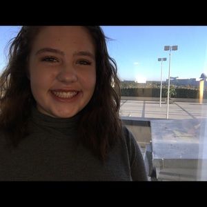 Meet your Posher, Emily